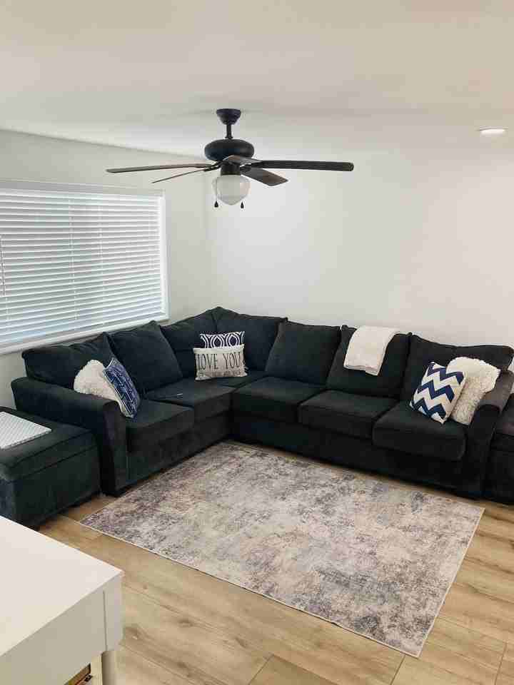 2640 Ne 10th Ter - Photo 4 of 17