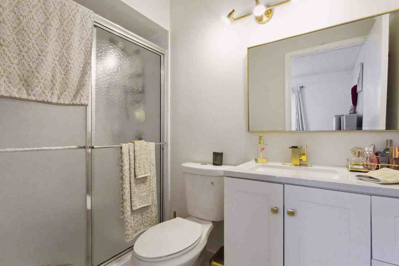 368 Waterside Dr - Photo 3 of 24