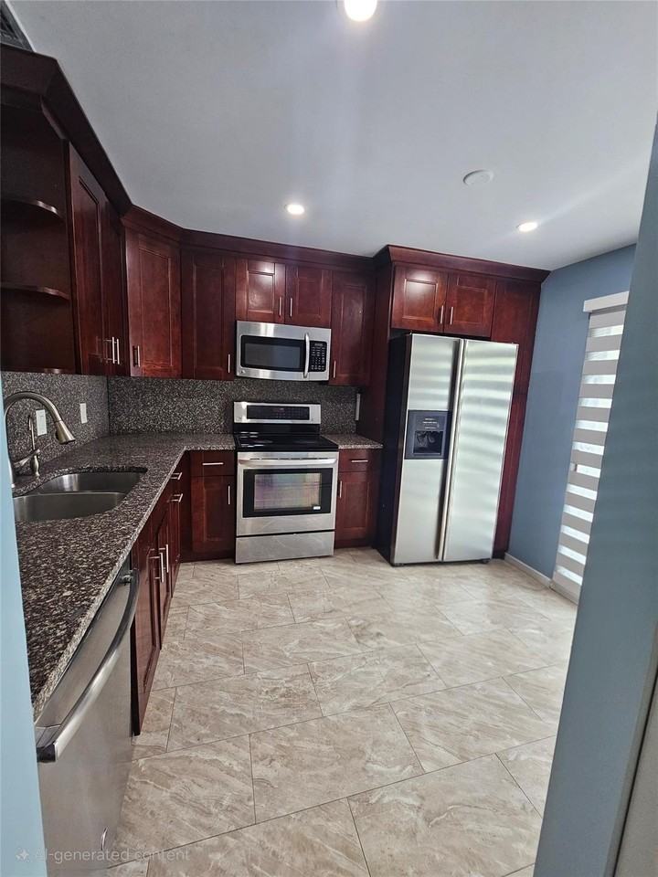 263 Deerfield Ct - Photo 3 of 14