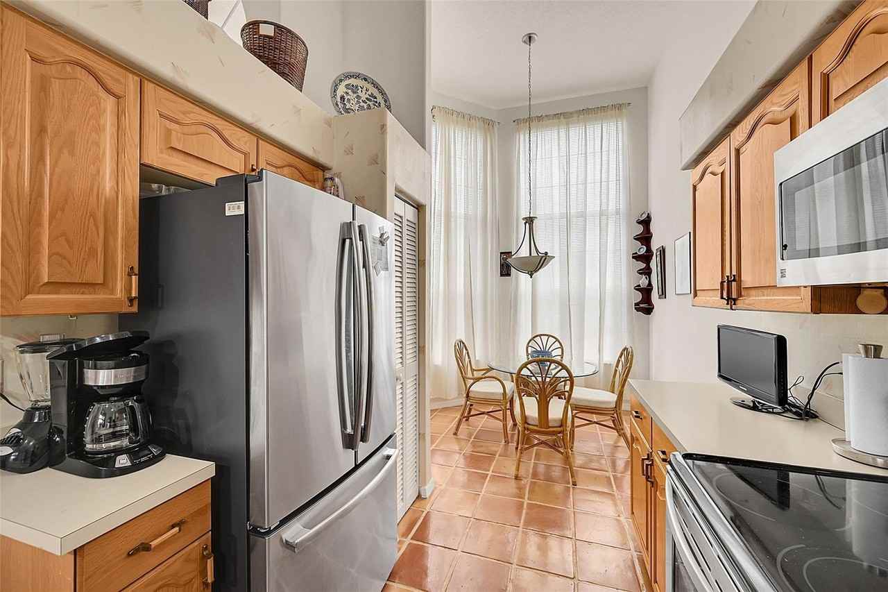 17210 Boca Club Blvd Apt 103 - Photo 7 of 33