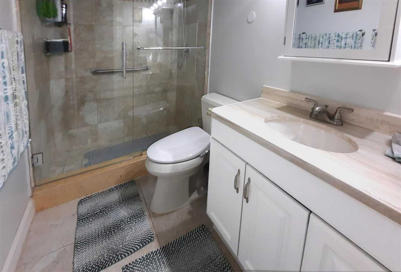 291 S Hollybrook Dr Apt 305 - Photo 6 of 17