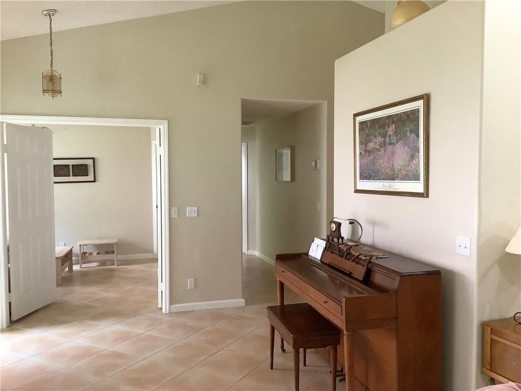 7904 Mansfield Hollow Rd - Photo 3 of 27