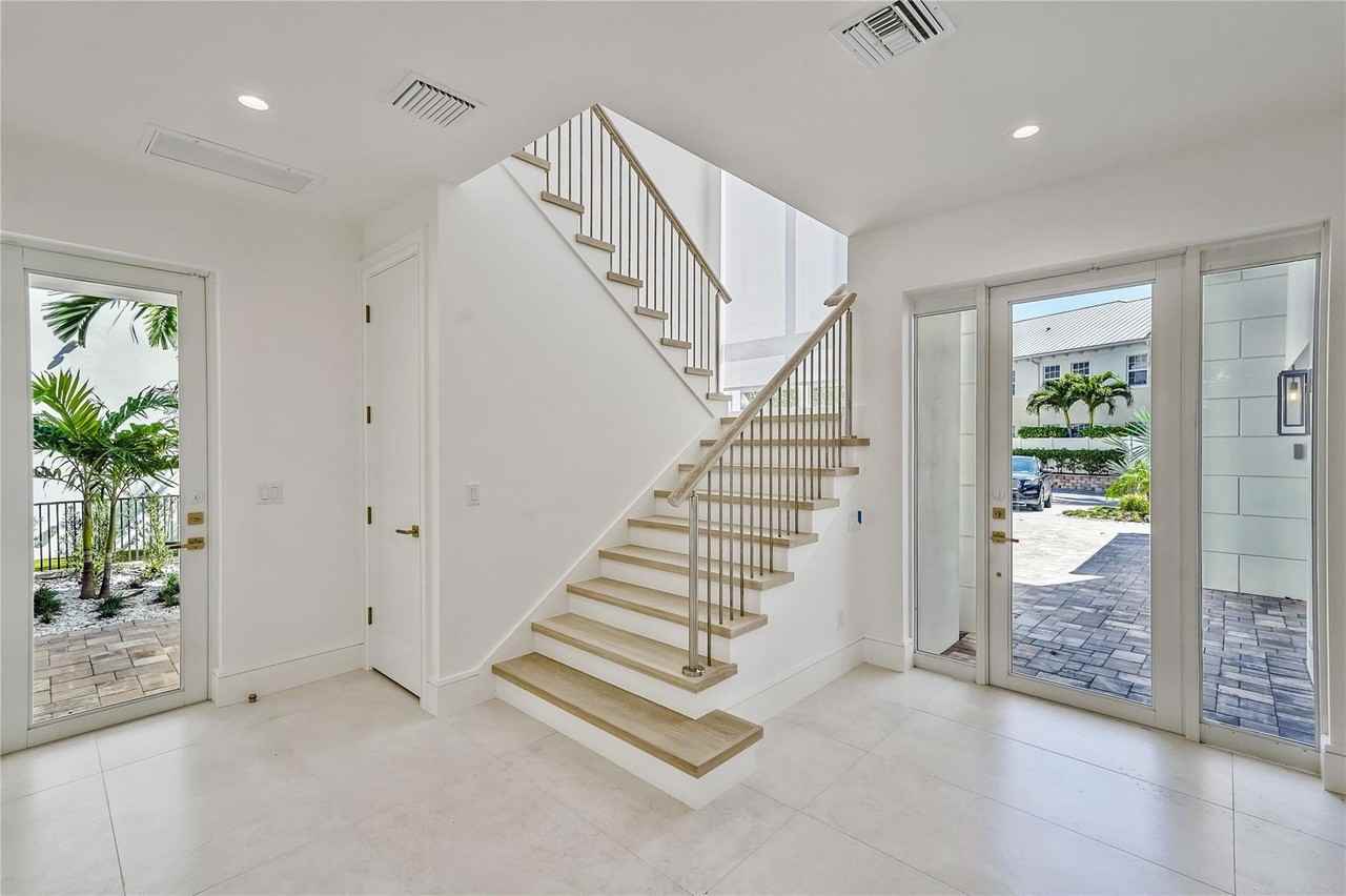 479 Ocean Ridge Way - Photo 2 of 37