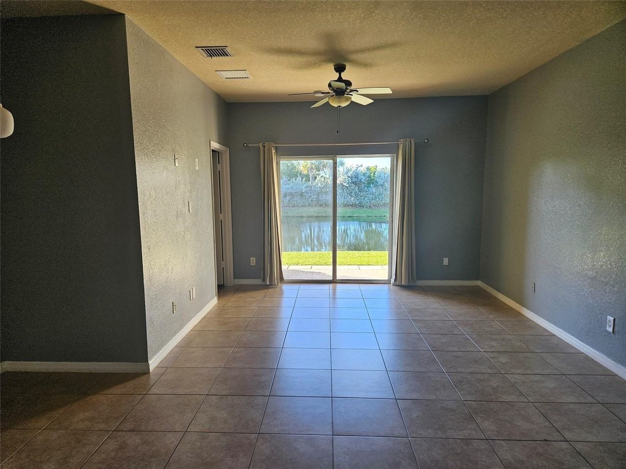 9082 Plymouth Pl Unit 9082 - Photo 4 of 42