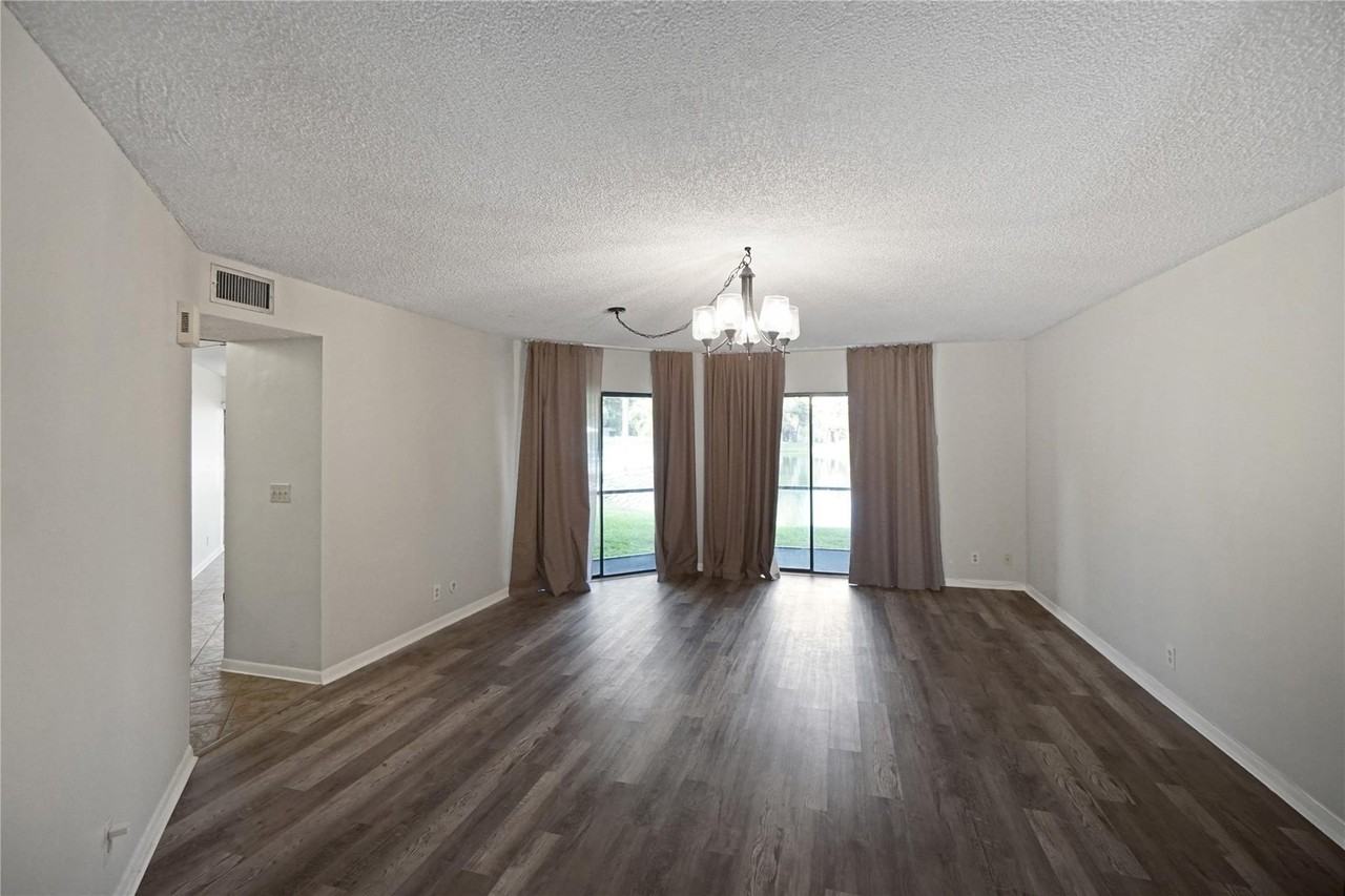 8807 W Sunrise Blvd Unit 8807 - Photo 5 of 28