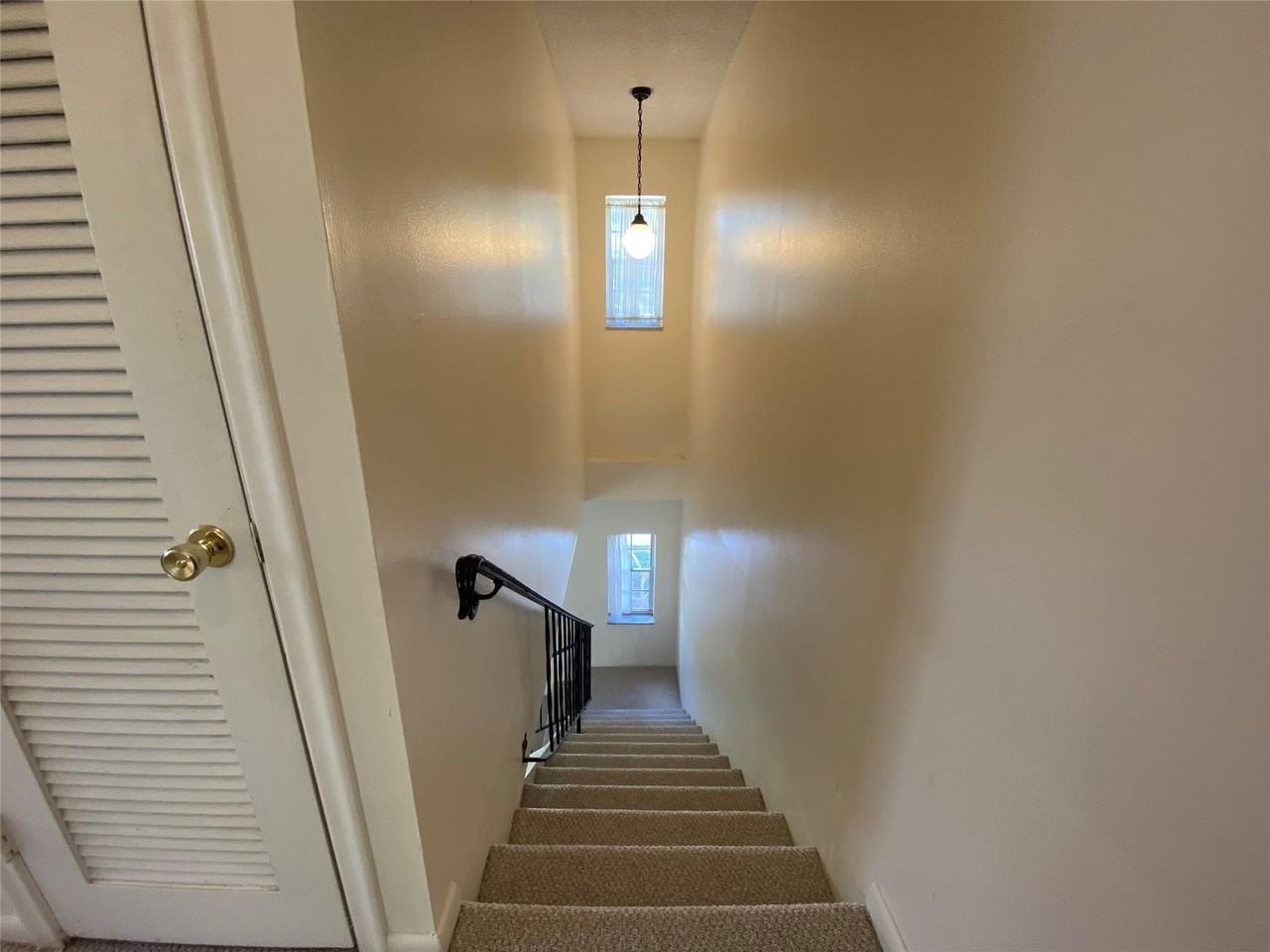 310 Sw 11th Ct - Photo 7 of 12