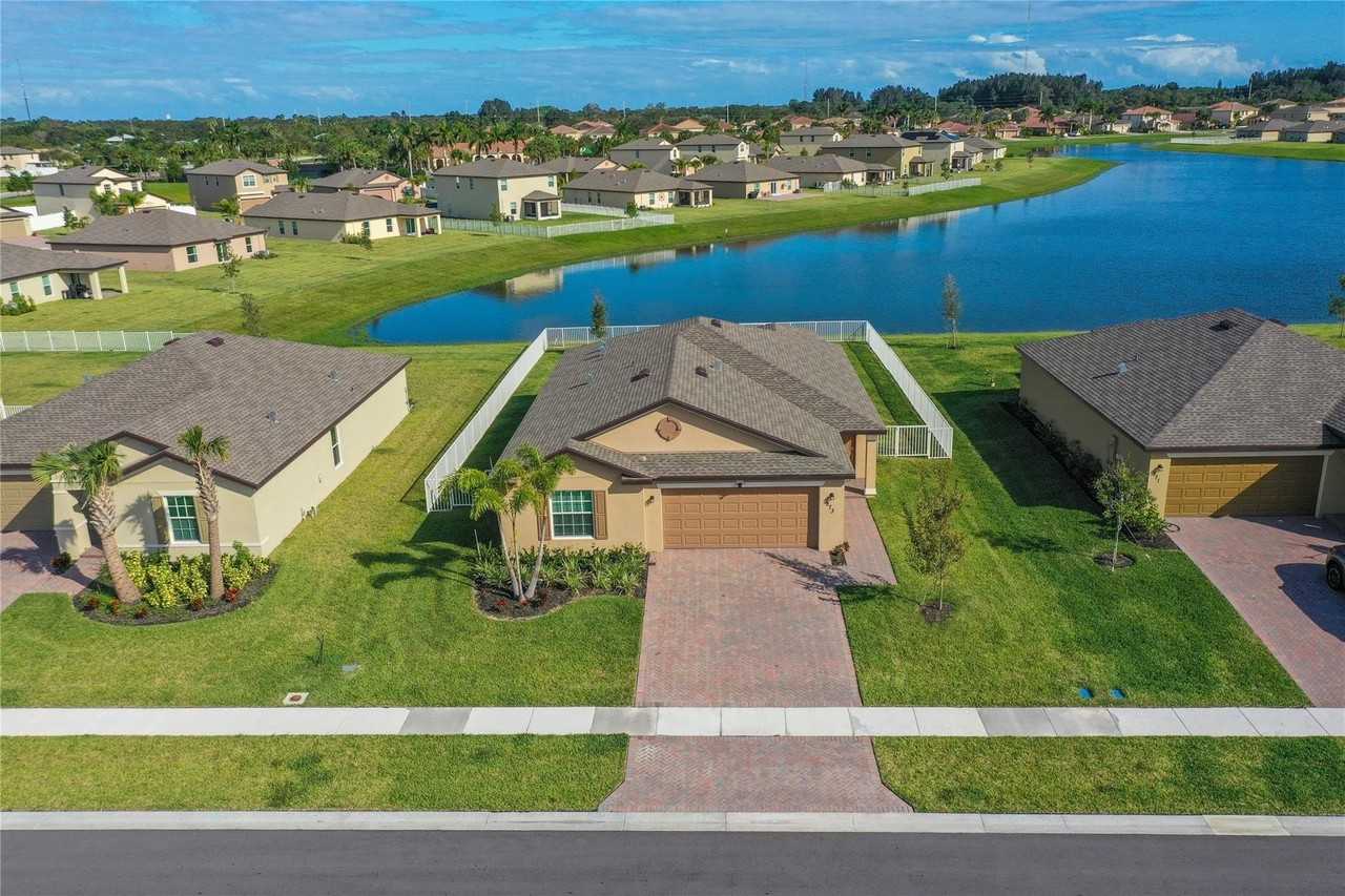 973 Bent Creek Dr - Photo 6 of 50