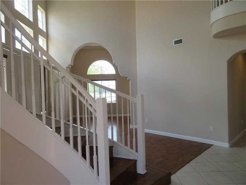 19430 Sw 30th St - Photo 4 of 44