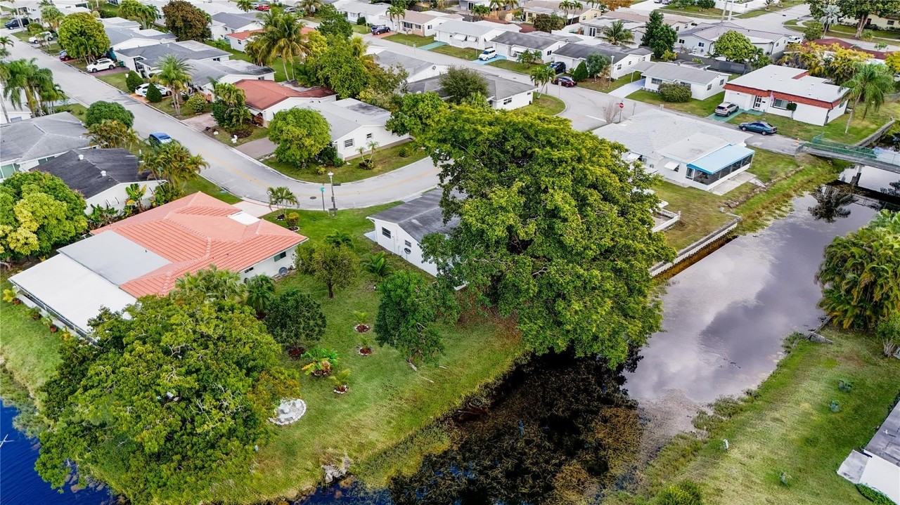 6680 Nw 16th St - Photo 2 of 50