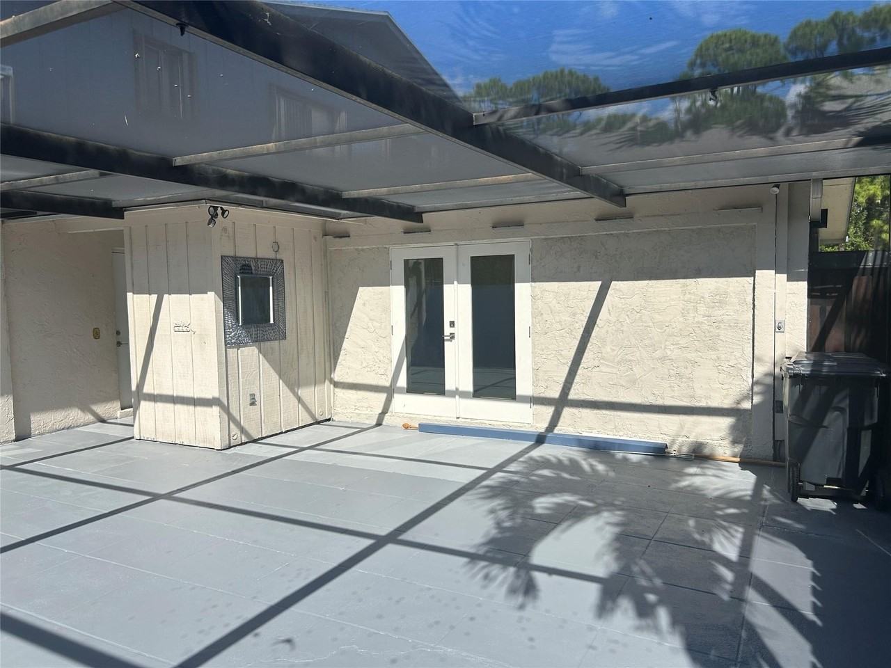 4622 Holly Lake Dr #4622 - Photo 2 of 21