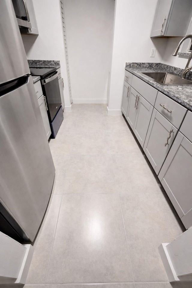 8657 Sw 5th St Apt 201 - Photo 6 of 18