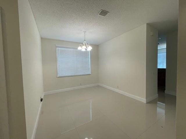 1156 Chinaberry Dr - Photo 6 of 44