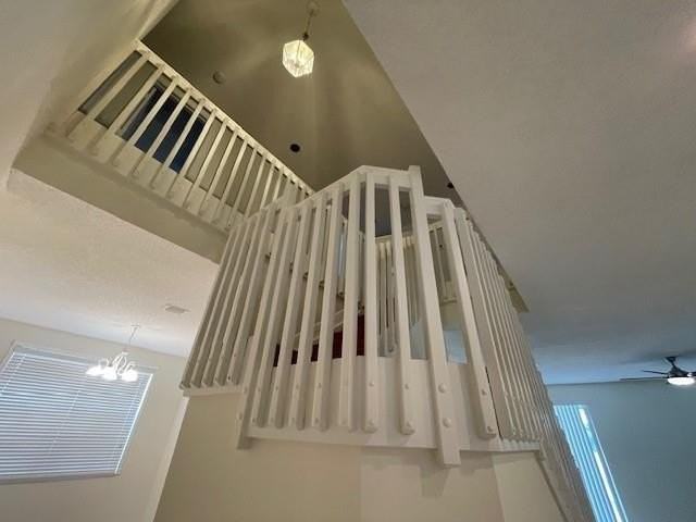 1156 Chinaberry Dr - Photo 7 of 44