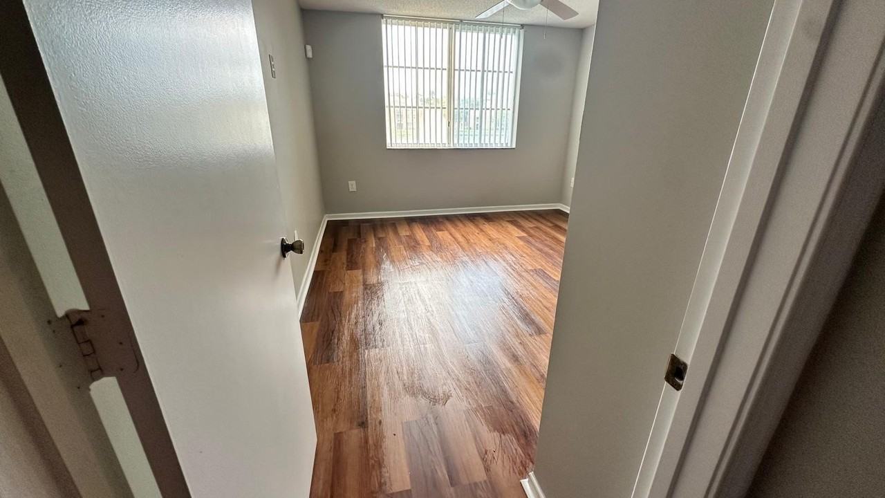 4836 N State Road 7 #5-204 - Photo 6 of 19