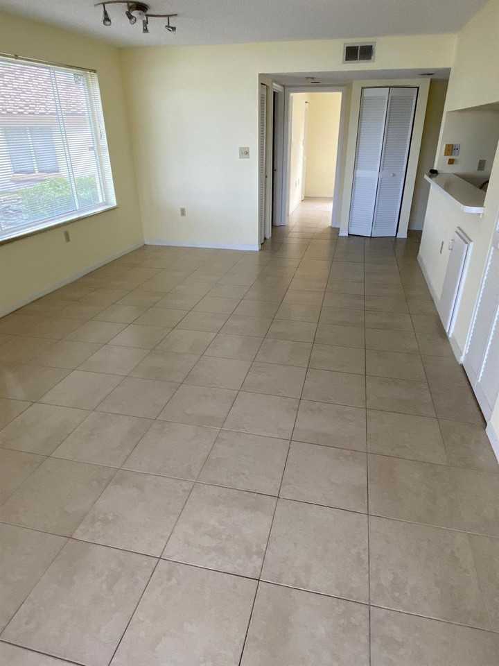 12104 Glenmoor Dr #12104 - Photo 6 of 23