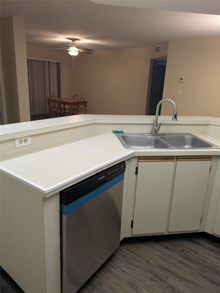 9166 W Atlantic Blvd Apt 1624 - Photo 6 of 32