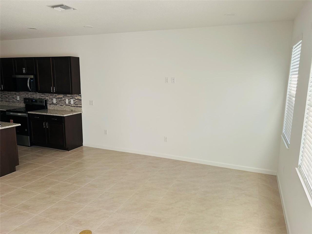 4292 S Longwood Lake Sq - Photo 3 of 23