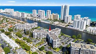 800 Parkview Dr Apt 718 - Photo 1 of 1