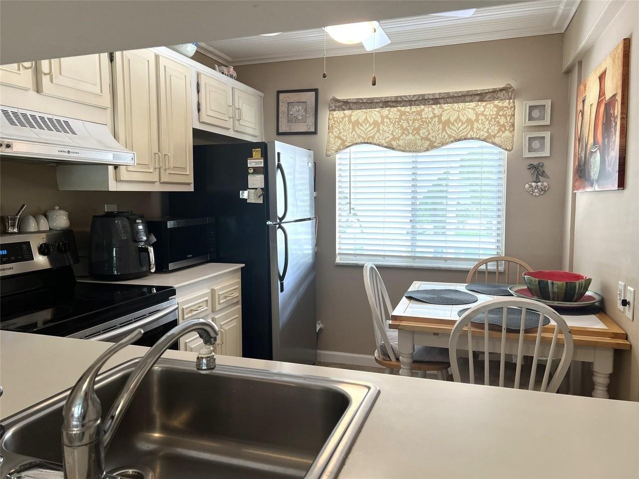 4801 Martinique Pl #G2 - Photo 6 of 29