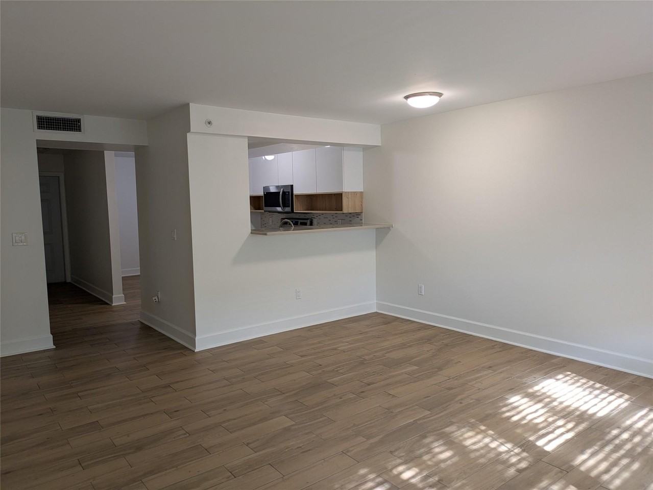 8706 Nw 35th St Unit 8706 - Photo 4 of 13