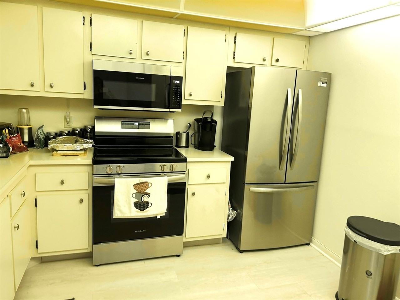 1902 Bermuda Cir #G2 - Photo 6 of 19