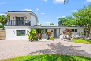 featured image of 865 Ne 23rd Ter