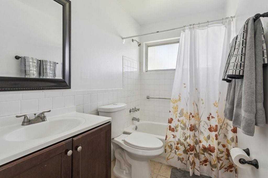 6708 Nw 57th Dr - Photo 6 of 11