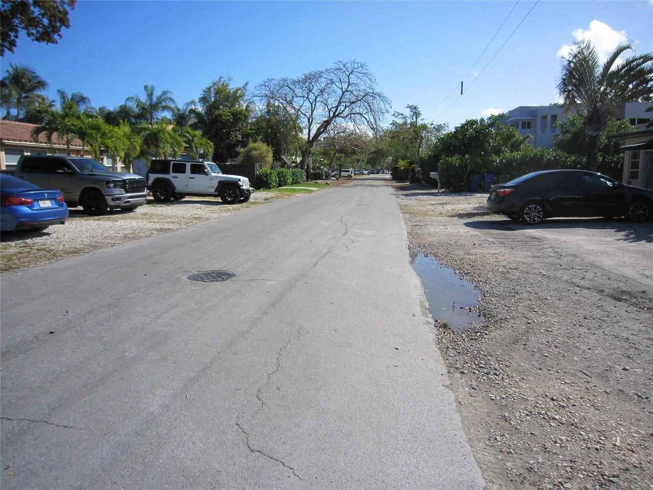 1129 Ne 16th Ave Apt 4 - Photo 5 of 16