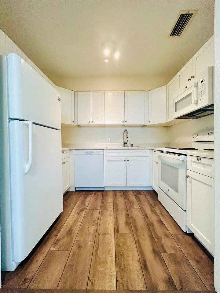 1412 Nw 2nd Ave Unit 0 - Photo 6 of 28