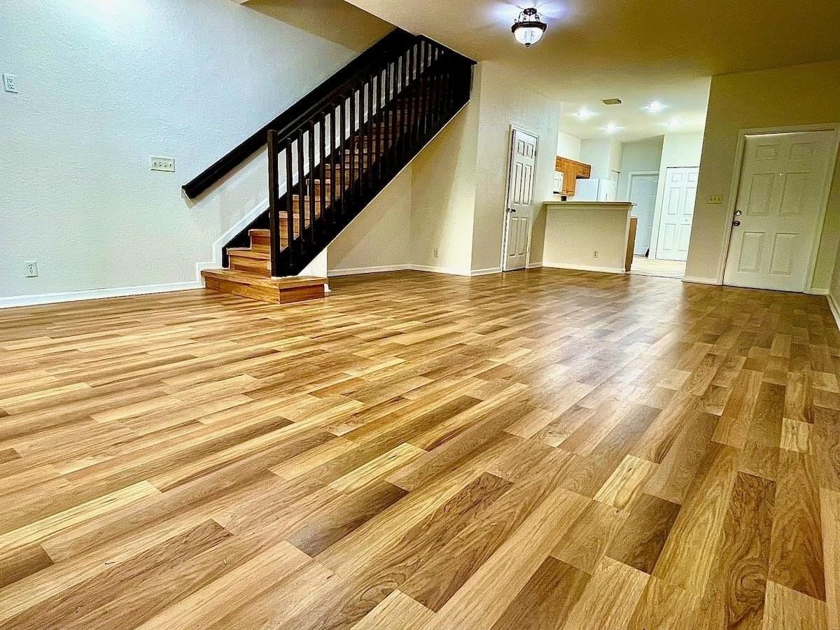 3959 Orange Tree Ln - Photo 2 of 18