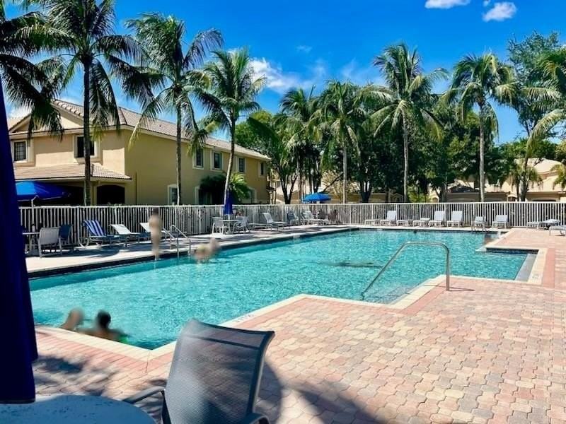 3959 Orange Tree Ln - Photo 7 of 18