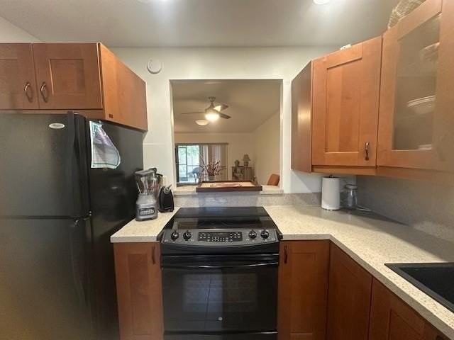 134 S Cypress Rd Apt 411 - Photo 2 of 32