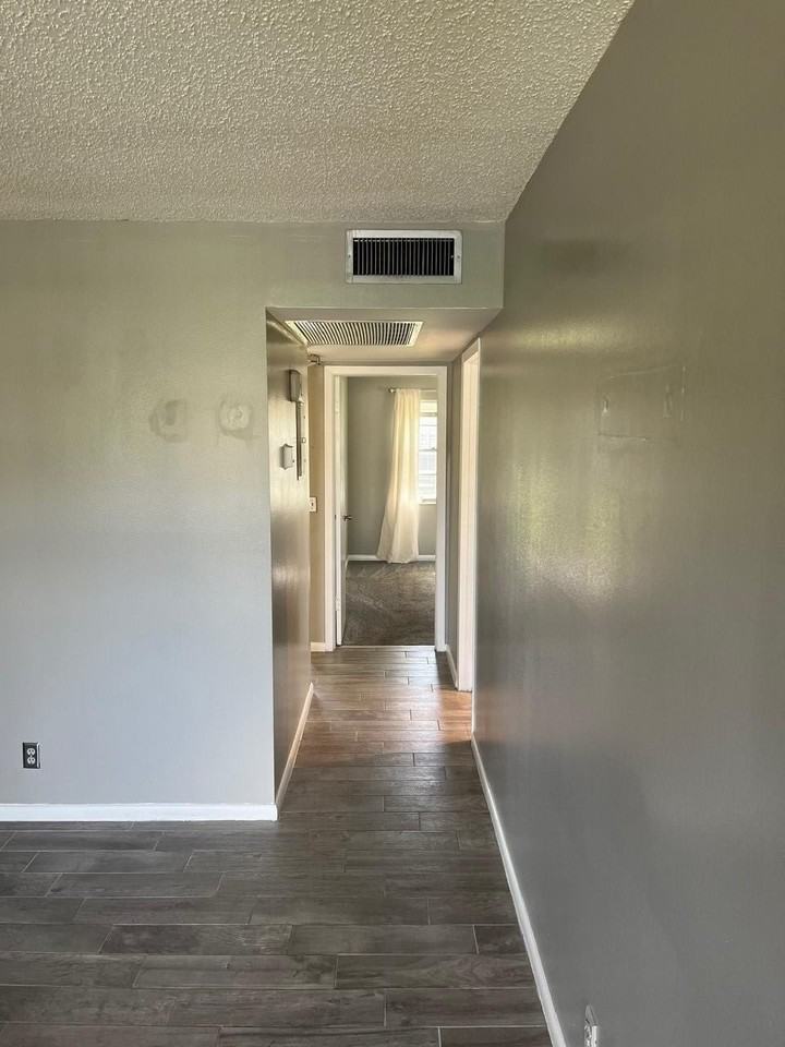 144 Mansfield D Unit 144 - Photo 6 of 17