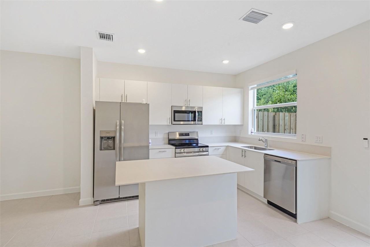 17845 Sw 356th Ter - Photo 3 of 43