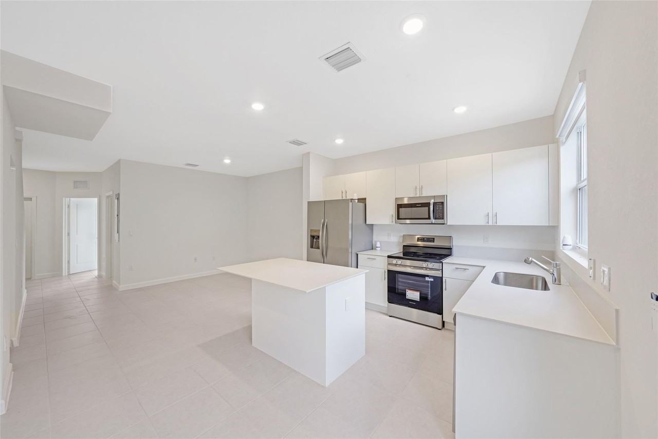 17845 Sw 356th Ter - Photo 6 of 43