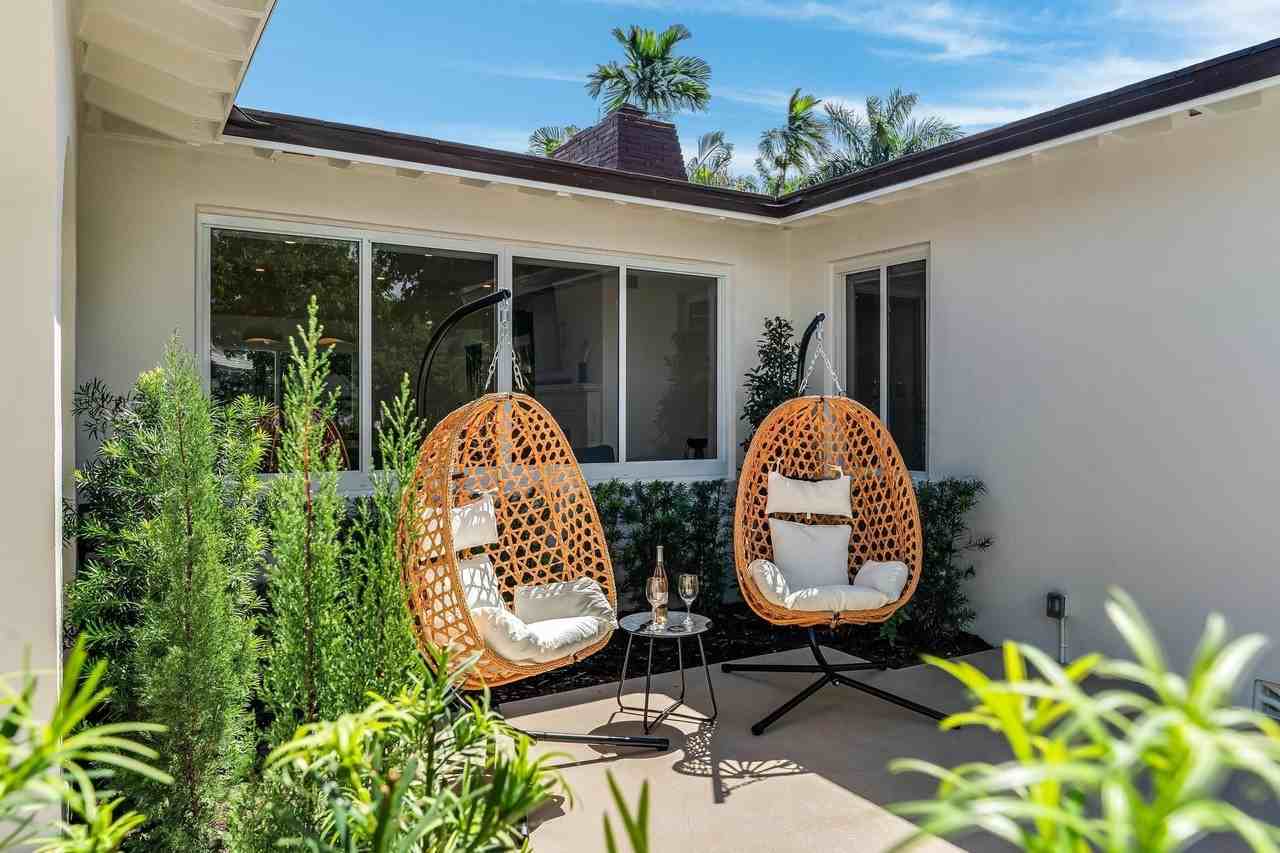 616 Ne 16th Ter - Photo 6 of 50