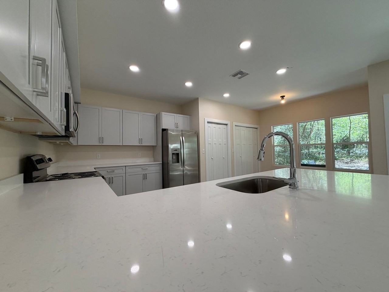 4409 Nw 31st Ave - Photo 6 of 24