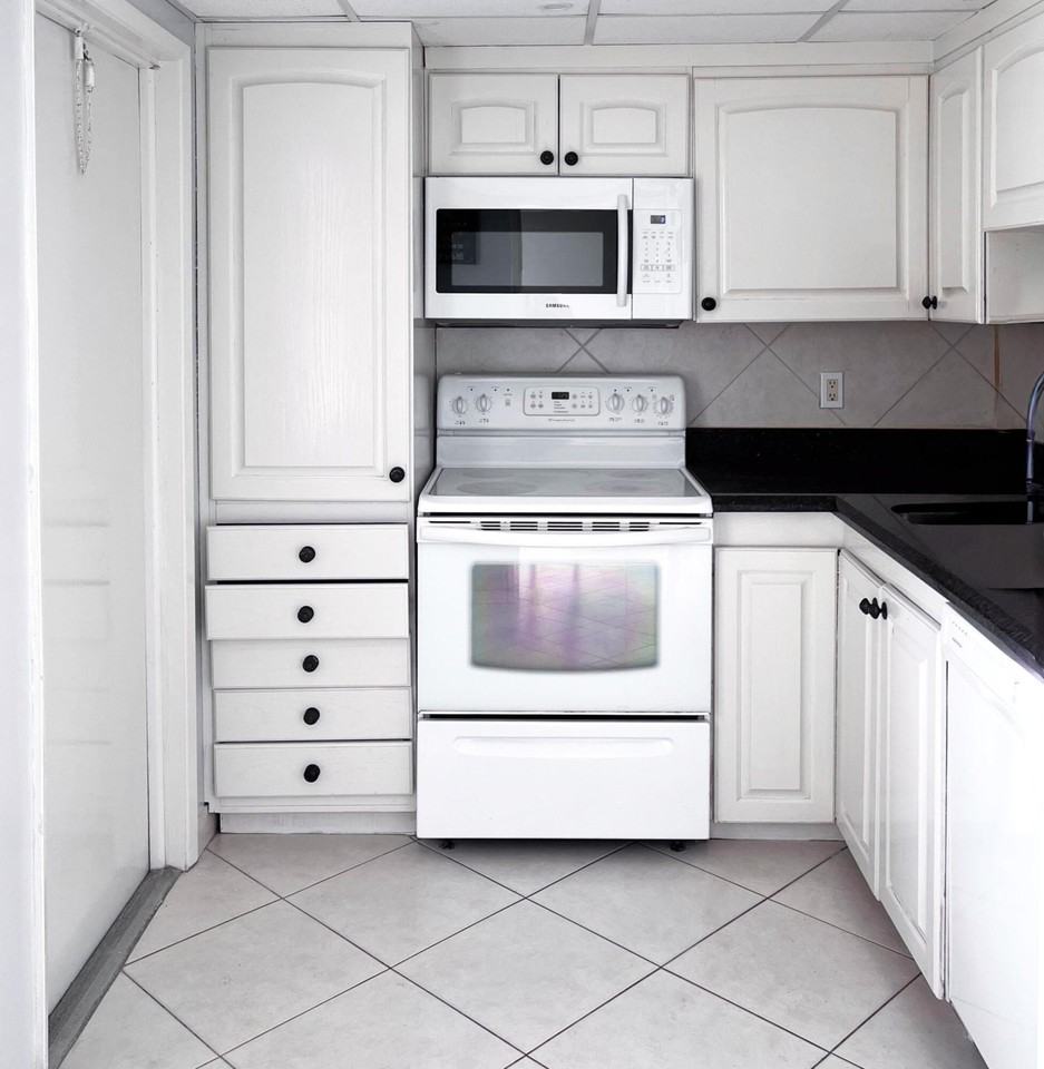 3050 N Palm Aire Dr #602 - Photo 2 of 22