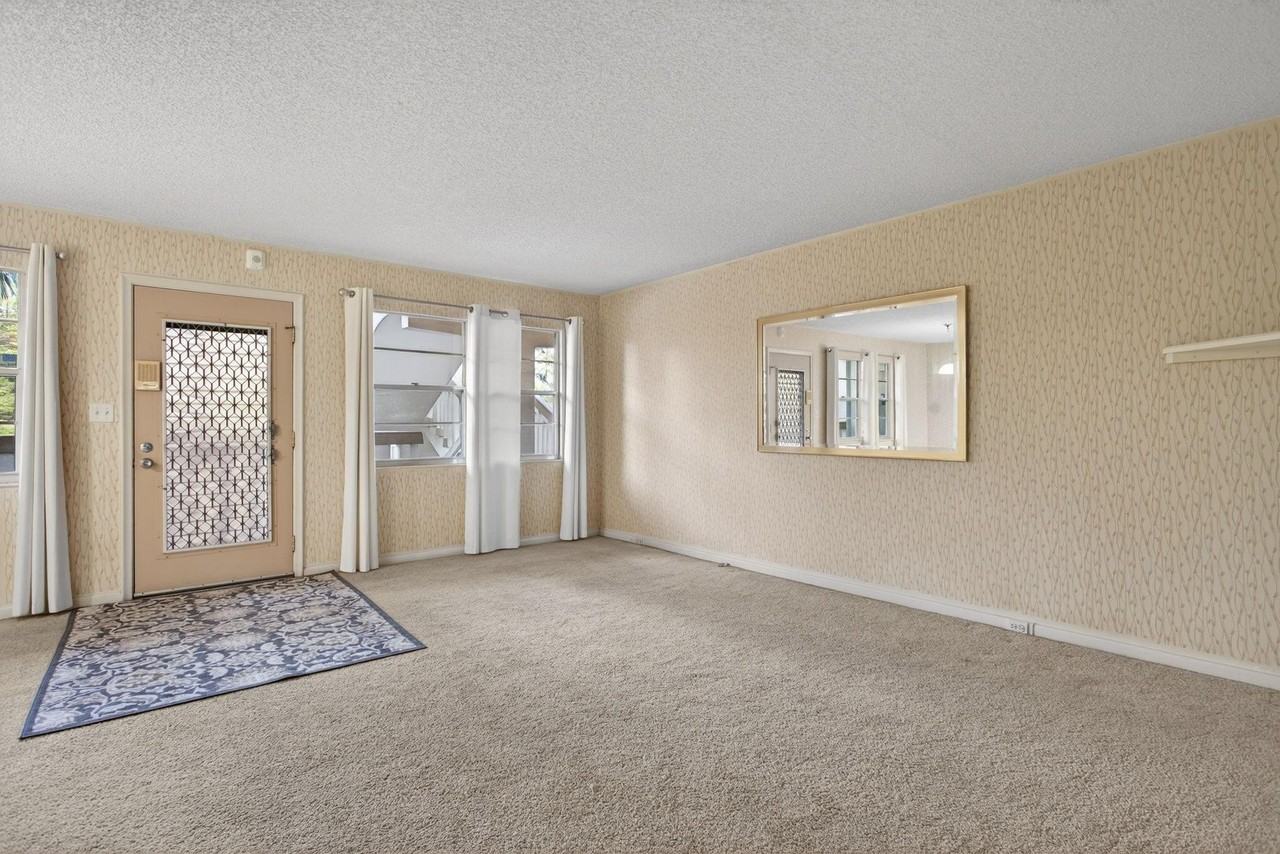 1904 Bermuda Cir #G3 - Photo 2 of 29