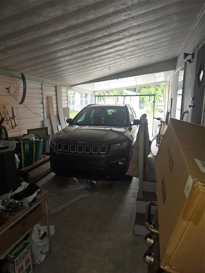 2321 Sw 87th Ter - Photo 4 of 8