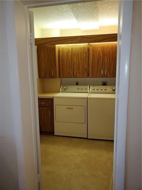 6061 Balboa Cir #201 - Photo 2 of 7