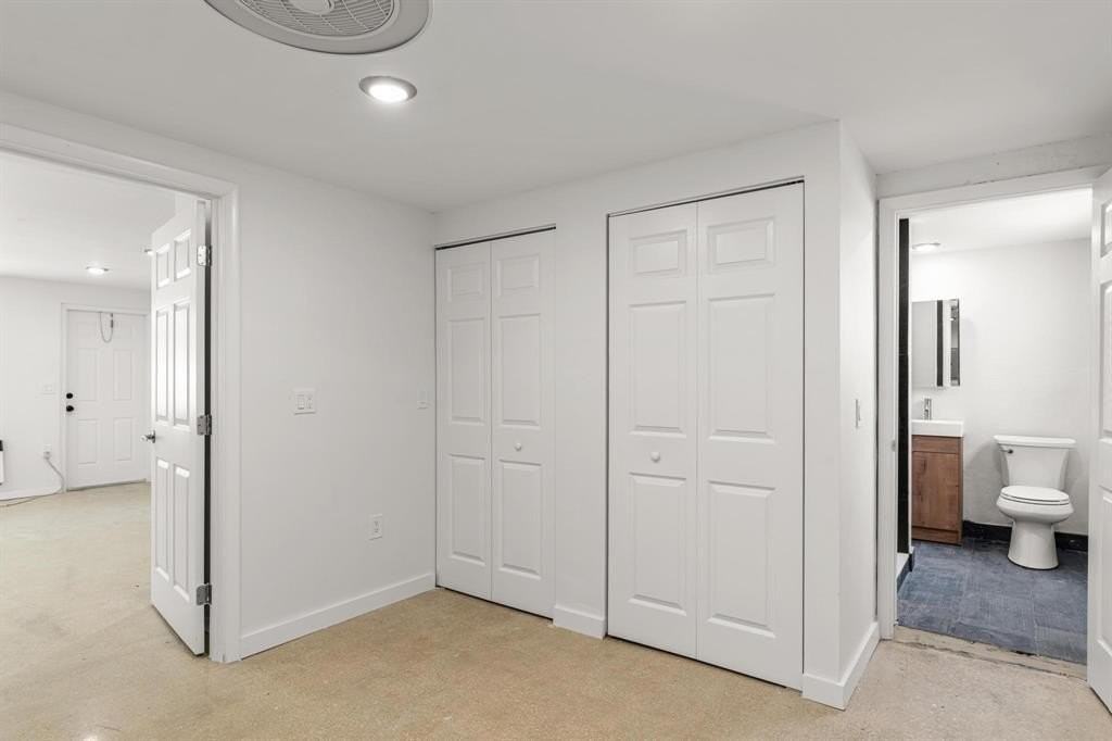 2865 Sw 16th St Apt 4 - Photo 3 of 16