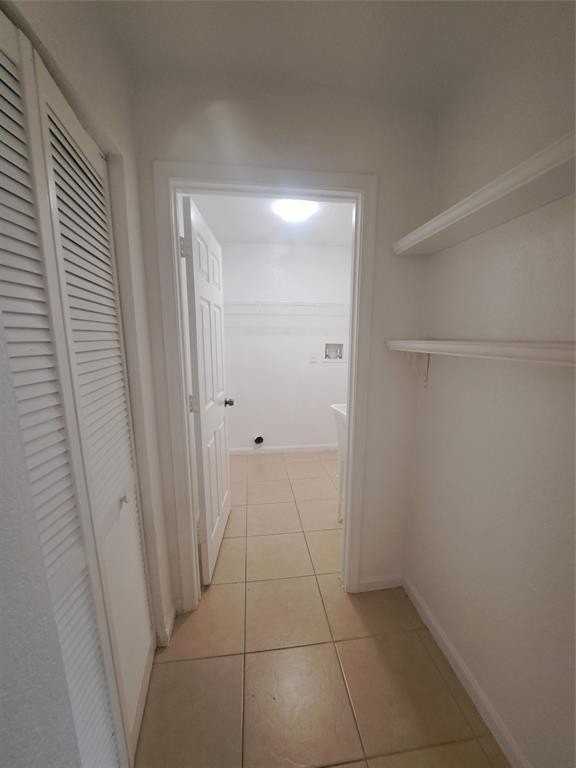 2801 Riverside Dr Apt 407 - Photo 7 of 10