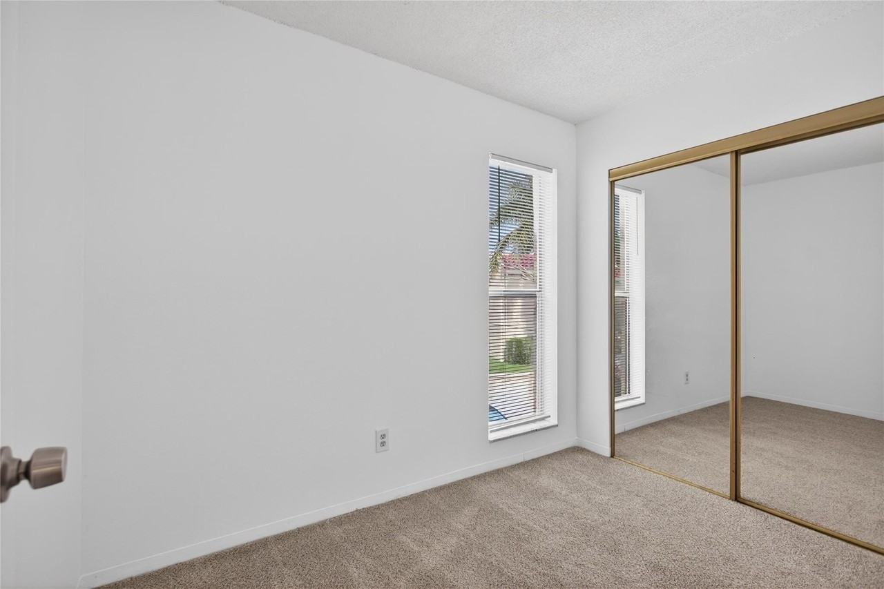 5314 Ne 6th Ave #20G - Photo 6 of 19