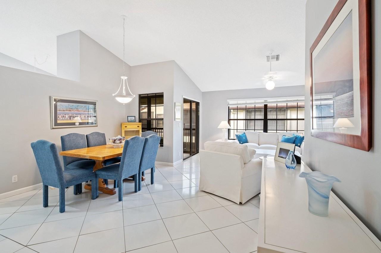 3258 Jog Park Dr - Photo 6 of 40