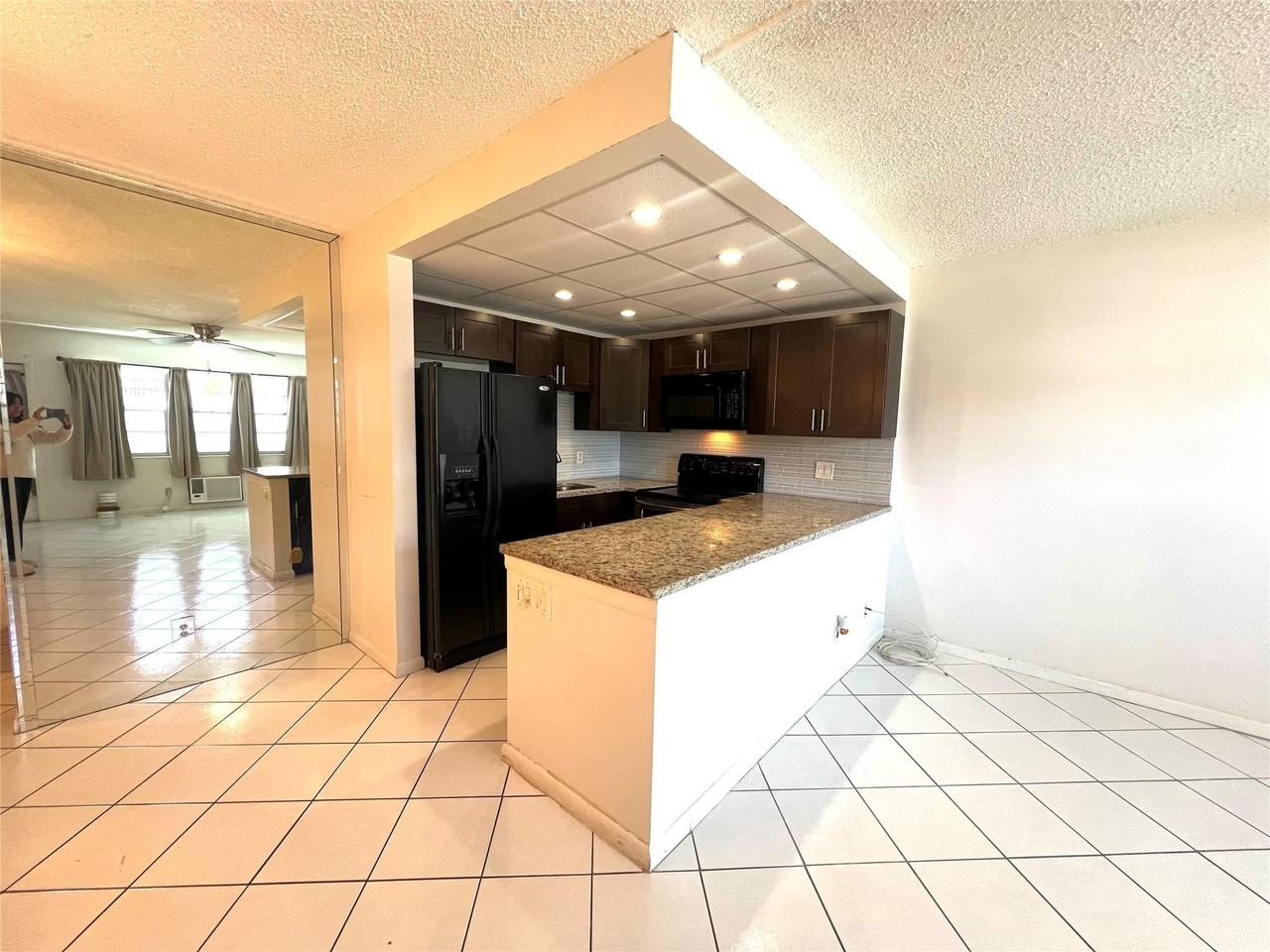 111 Oakridge I Unit 111 - Photo 2 of 12