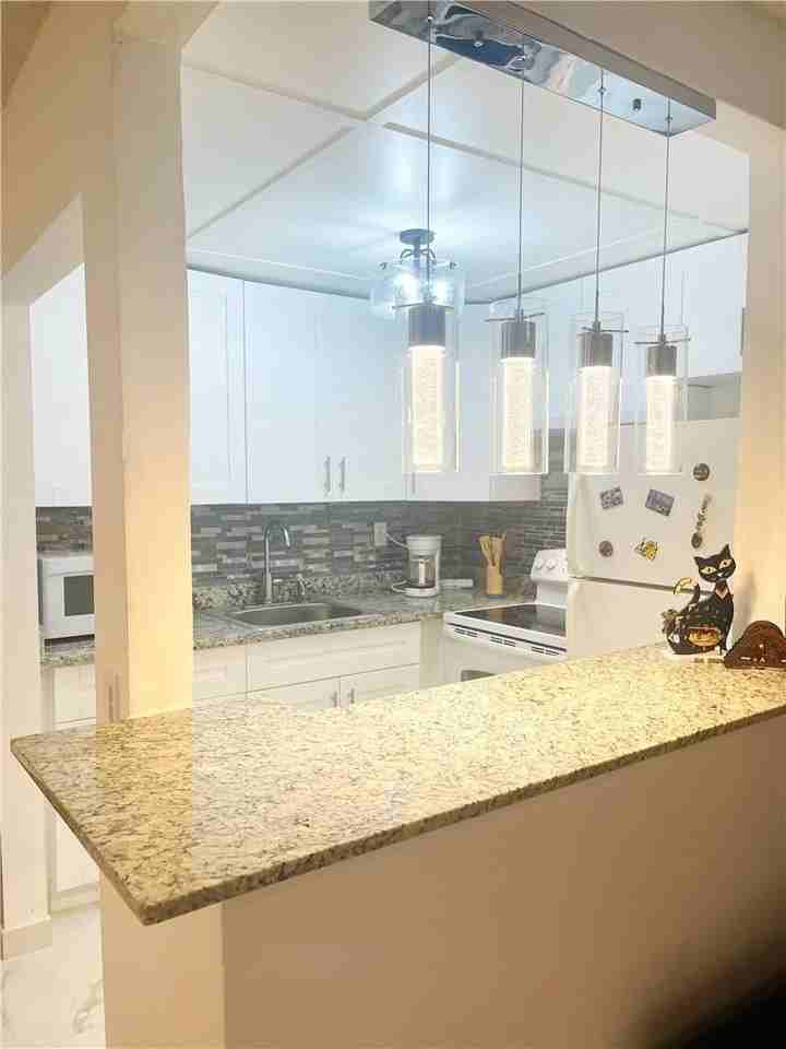 446 Fanshaw K Unit 466 - Photo 5 of 31