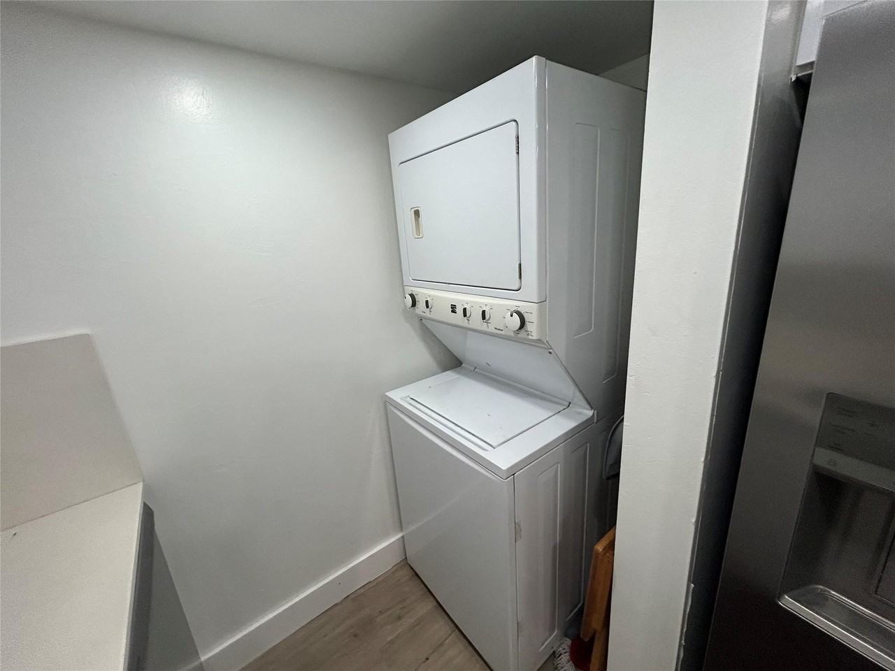 7040 Coral Way Apt 502 - Photo 7 of 22