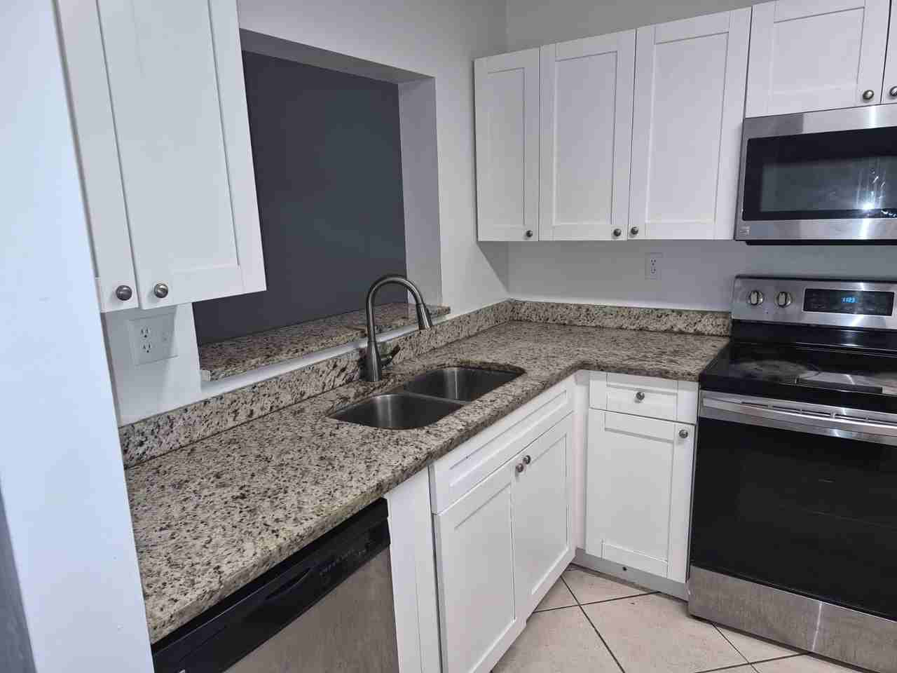 2966 Coral Springs Dr - Photo 2 of 9