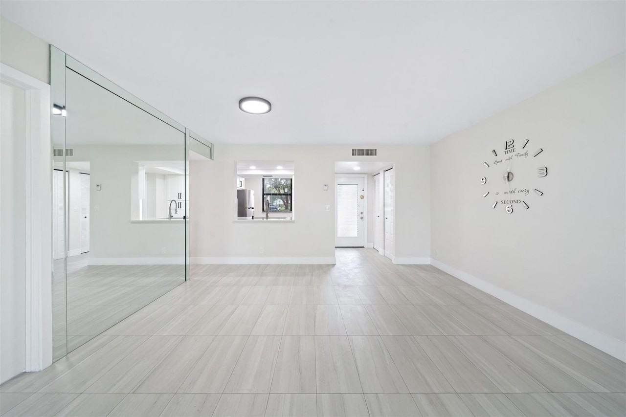 7350 Nw 18th St #104 - Photo 3 of 20